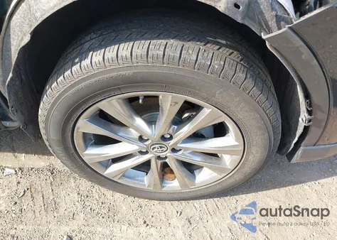 2018 Toyota Rav4 Hybrid Limited z USA, uszkodzony, nr VIN JTMDJREVXJD256308